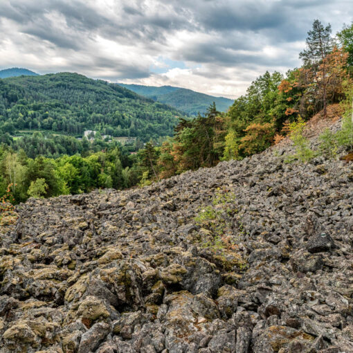 Kamenné more, Vyhne