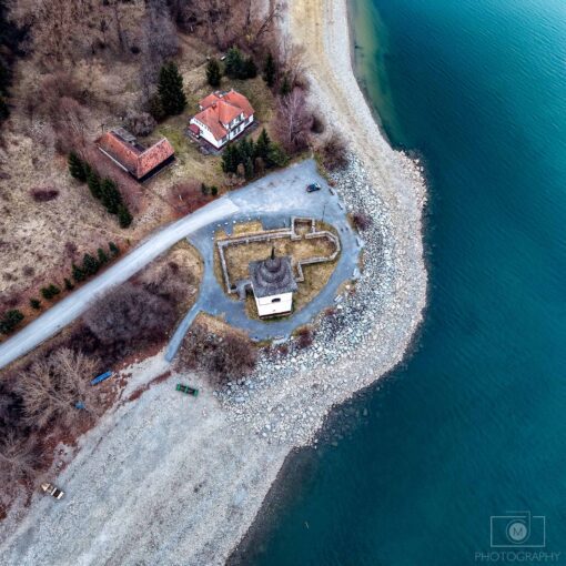 Kostolík na Liptovskej Mare