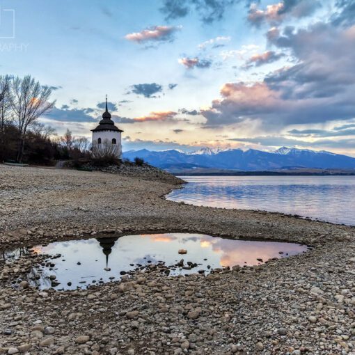 Kostolík na Liptovskej Mare
