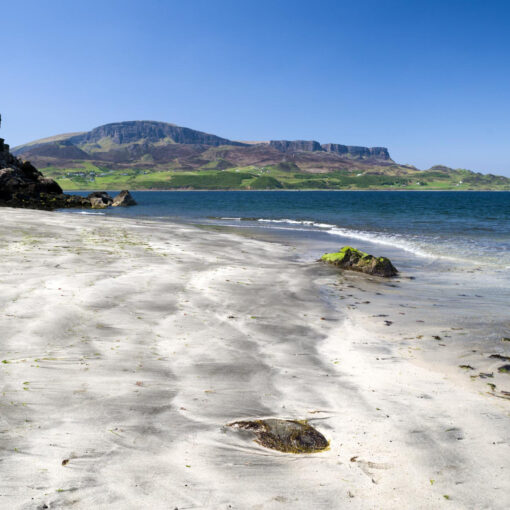 Staffin beach na ostrove Isle of Skye, Škótsko