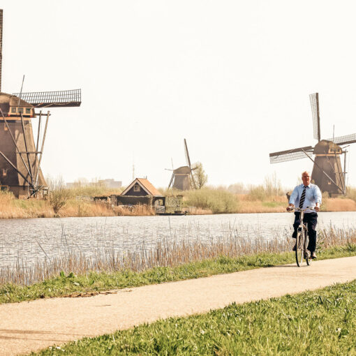 Veterné mlyny a "blúdny holanďan" v Kinderdijk, Holandsko