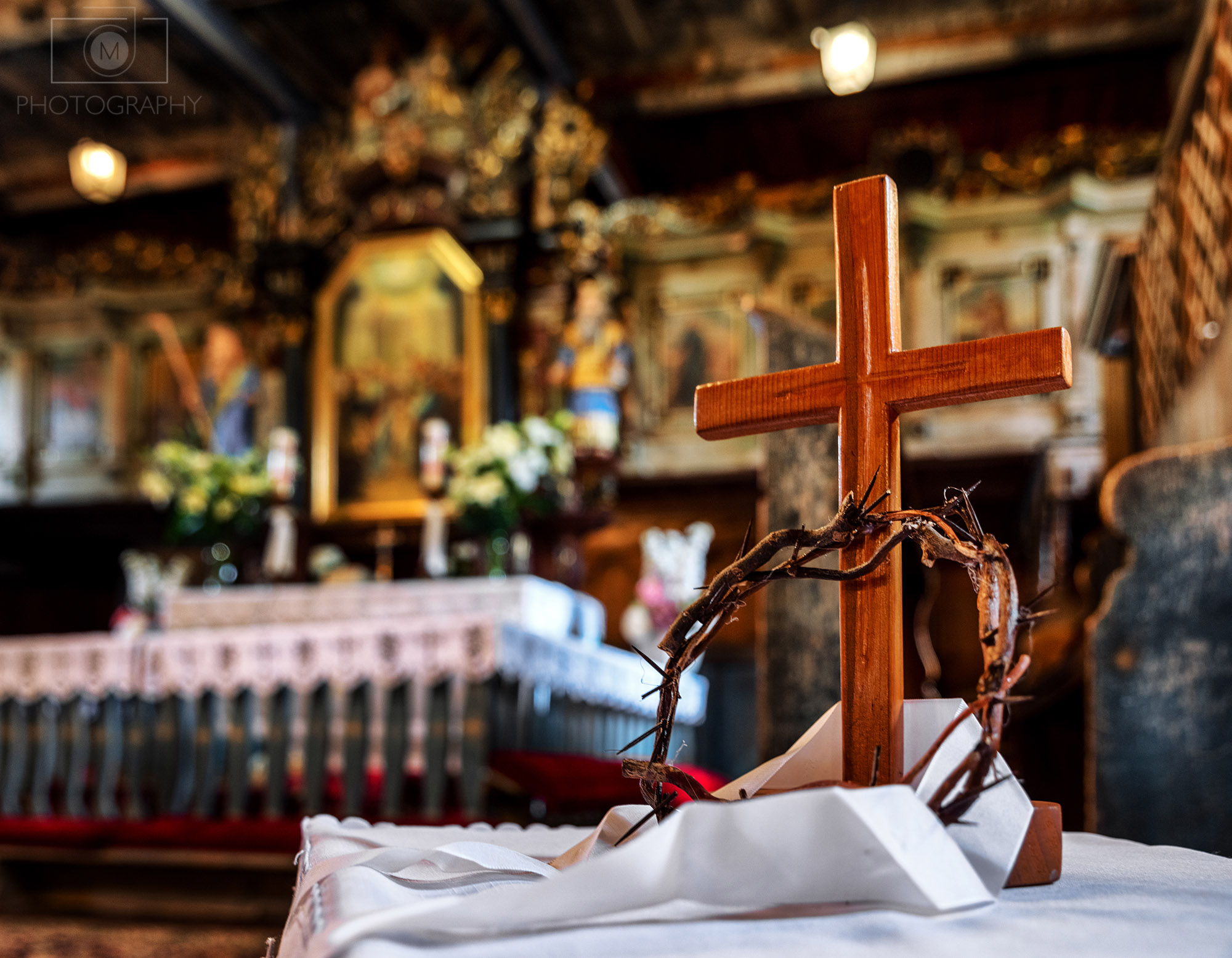 Kríž v artikulárnom kostole Leštiny