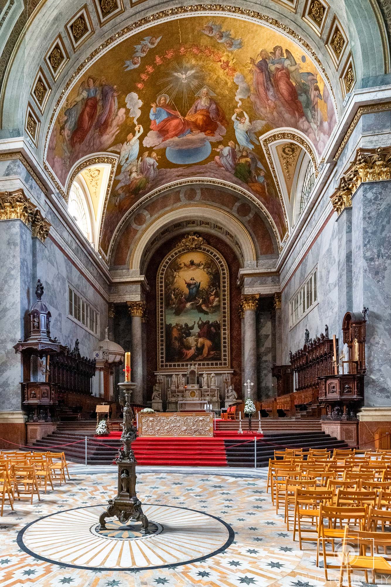 Interiér Ostrihomskej baziliky, Maďarsko