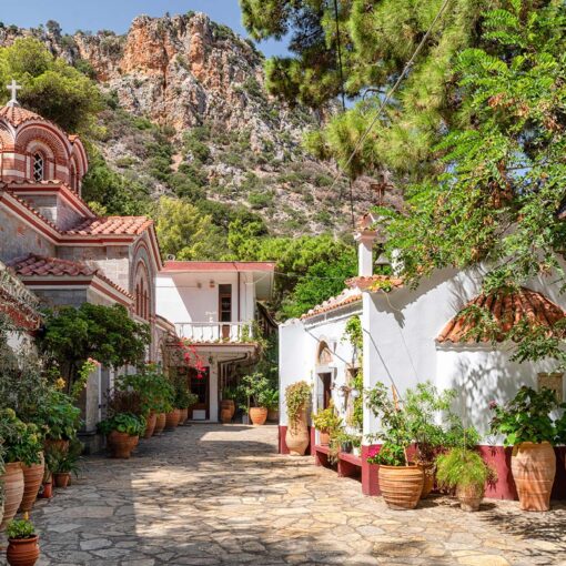 Monastery of Saint George Selinari – kláštor v horskom údolí na Kréte