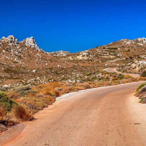 Cesta cez hory nad Sitiou – krétska divočina a suchá krajina