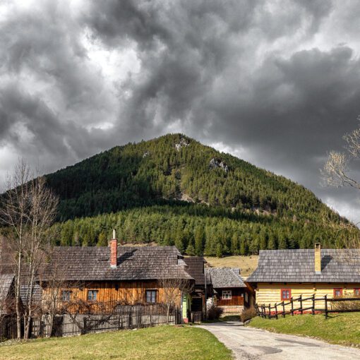 Vlkolínec & vrch Sidorovo