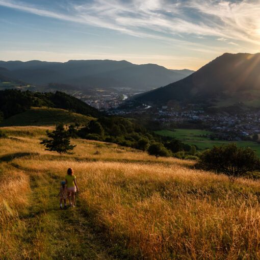 Výhľady na Ružomberok z vrchu Mních
