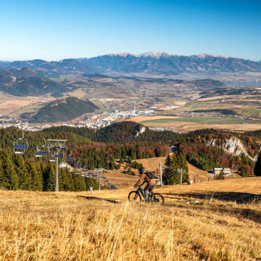 Jesenné výhľady z vrchu Malinné