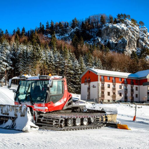 Ratrak & Hotel Malina